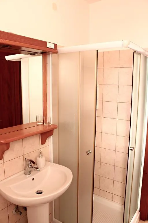 *** Vendégház Private Rooms Nela Karigador Horvátország